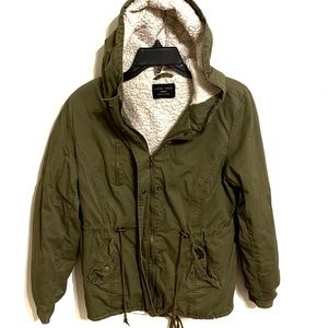 Love Tree Olive Green Hooded Utility Jacket